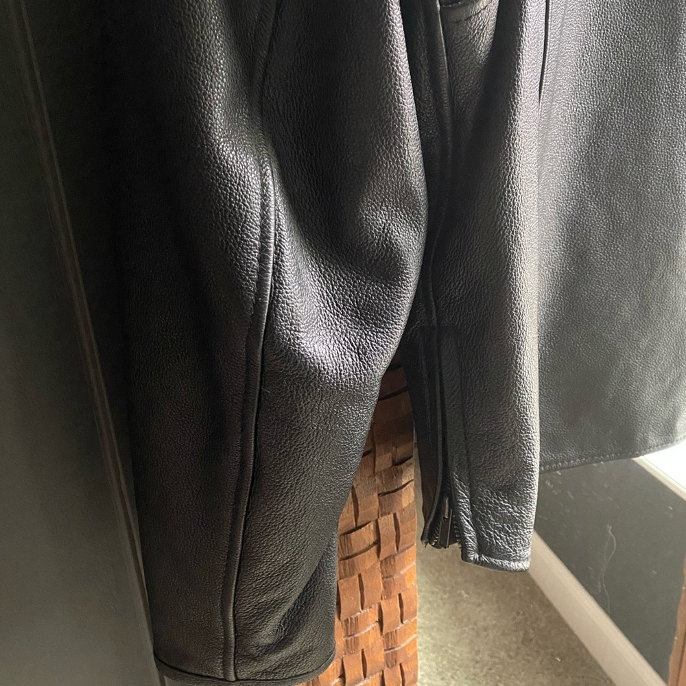 First Classic Leather Motorcycle BikerJacket Skulls - Picture 11 of 13
